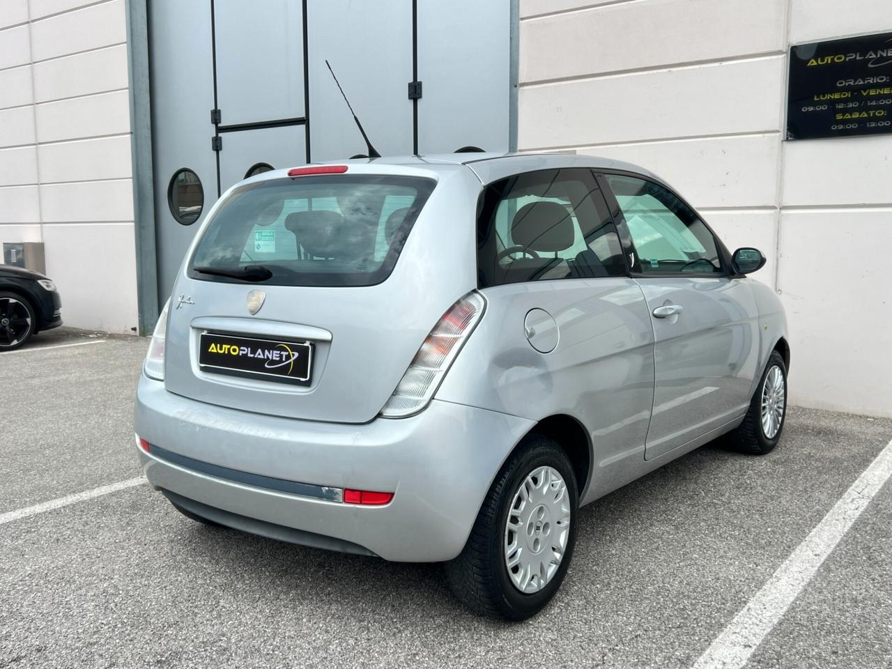 Lancia Ypsilon 1.2 Argento