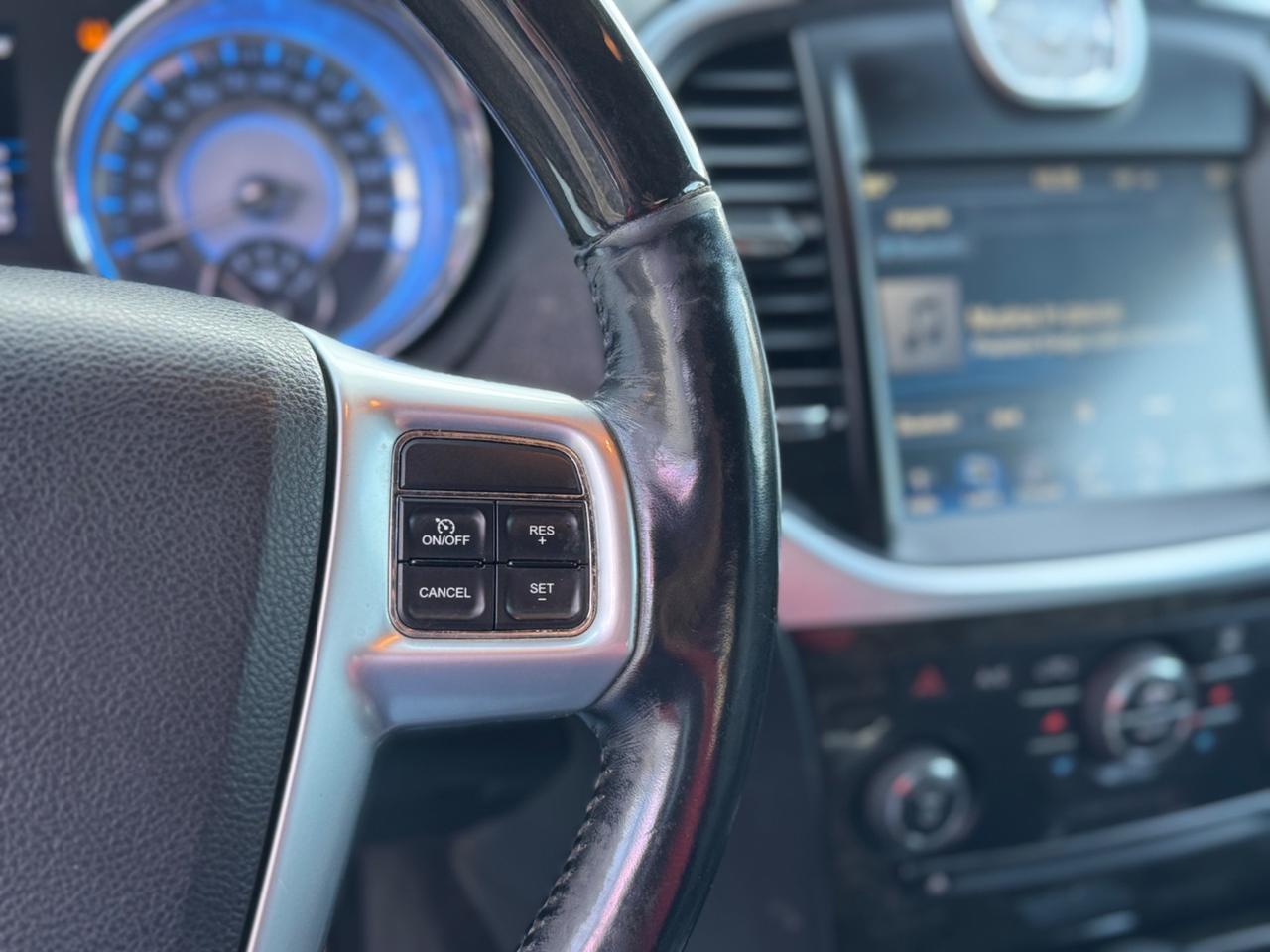 LANCIA THEMA 3.0 MJT II 240 CV PLATINUM EDITION