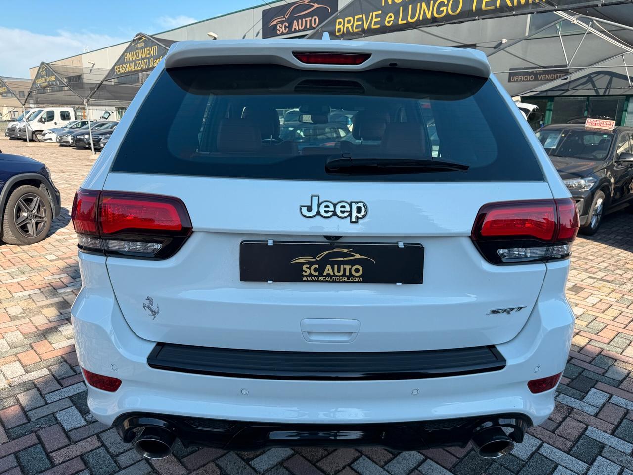 Jeep Grand Cherokee 6.4 V8 MDS Summit