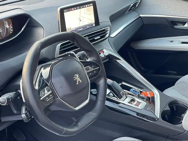 Peugeot 3008 BlueHDi 130 S&S EAT8 Allure