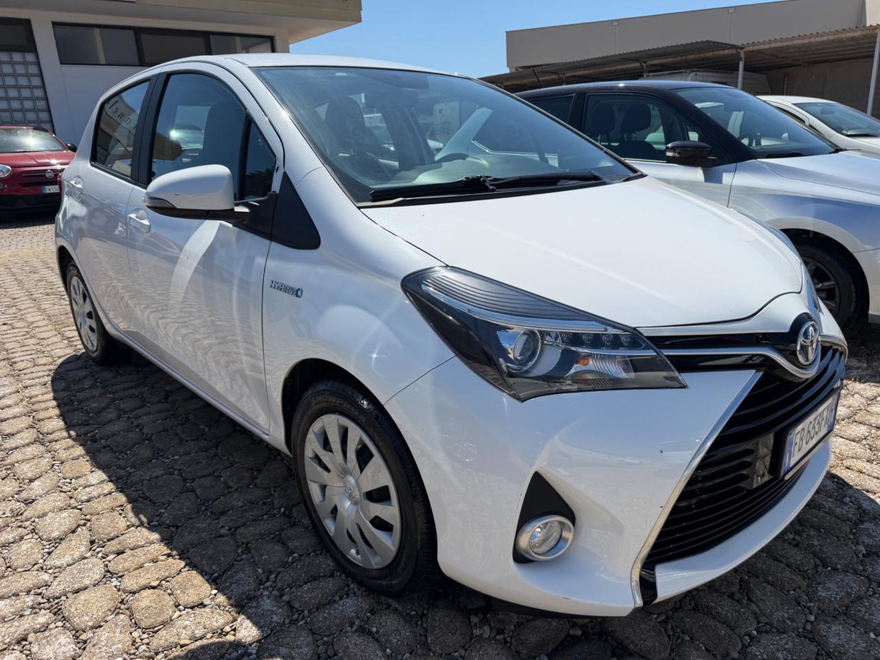 Toyota Yaris 1.5 Hybrid 5 porte Active