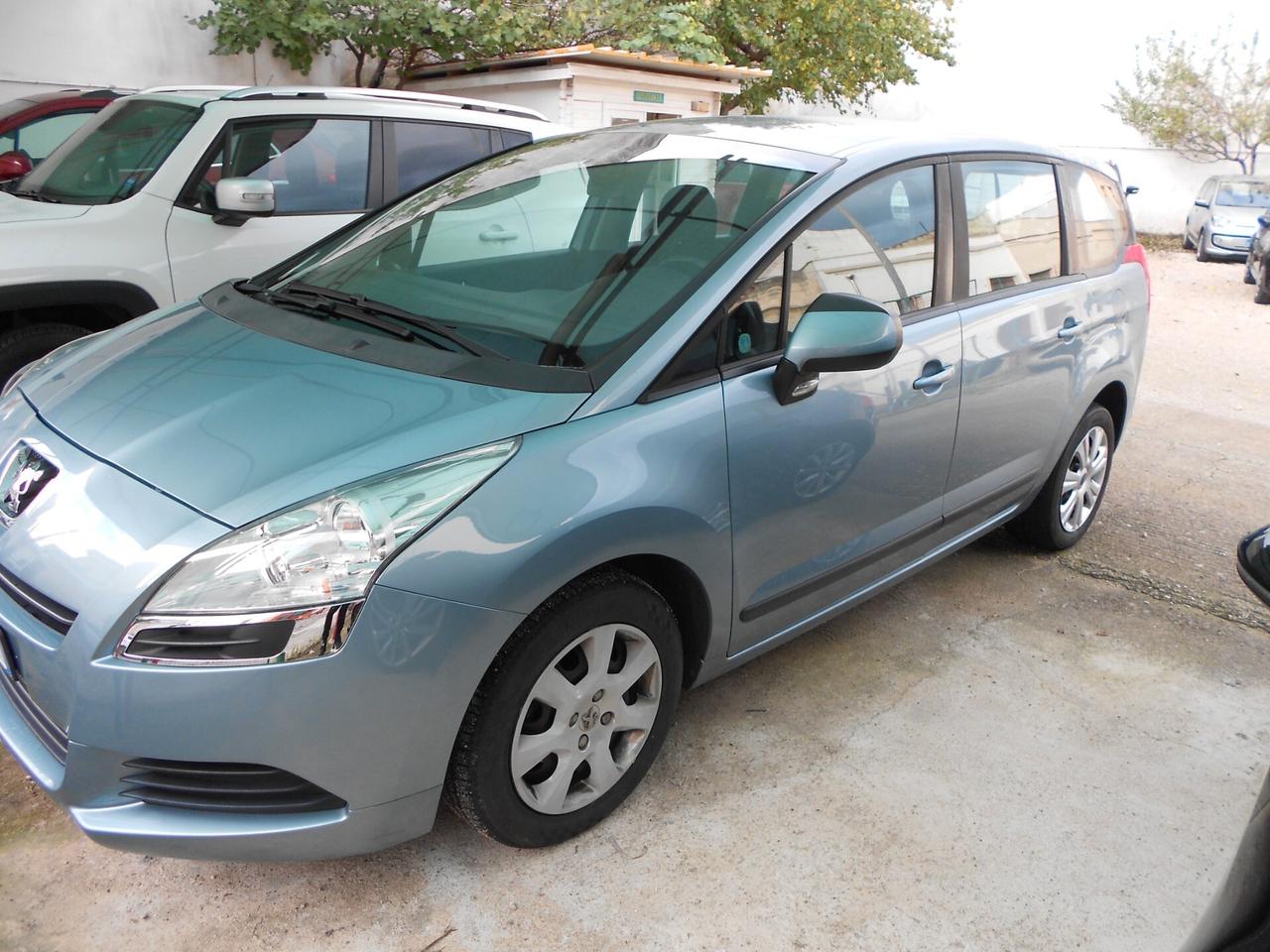 Peugeot 5008 1.6 HDi 110CV Premium