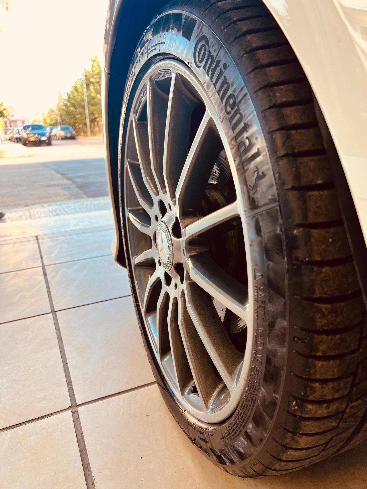 Mercedes-benz CLA 200 d Automatic Premium