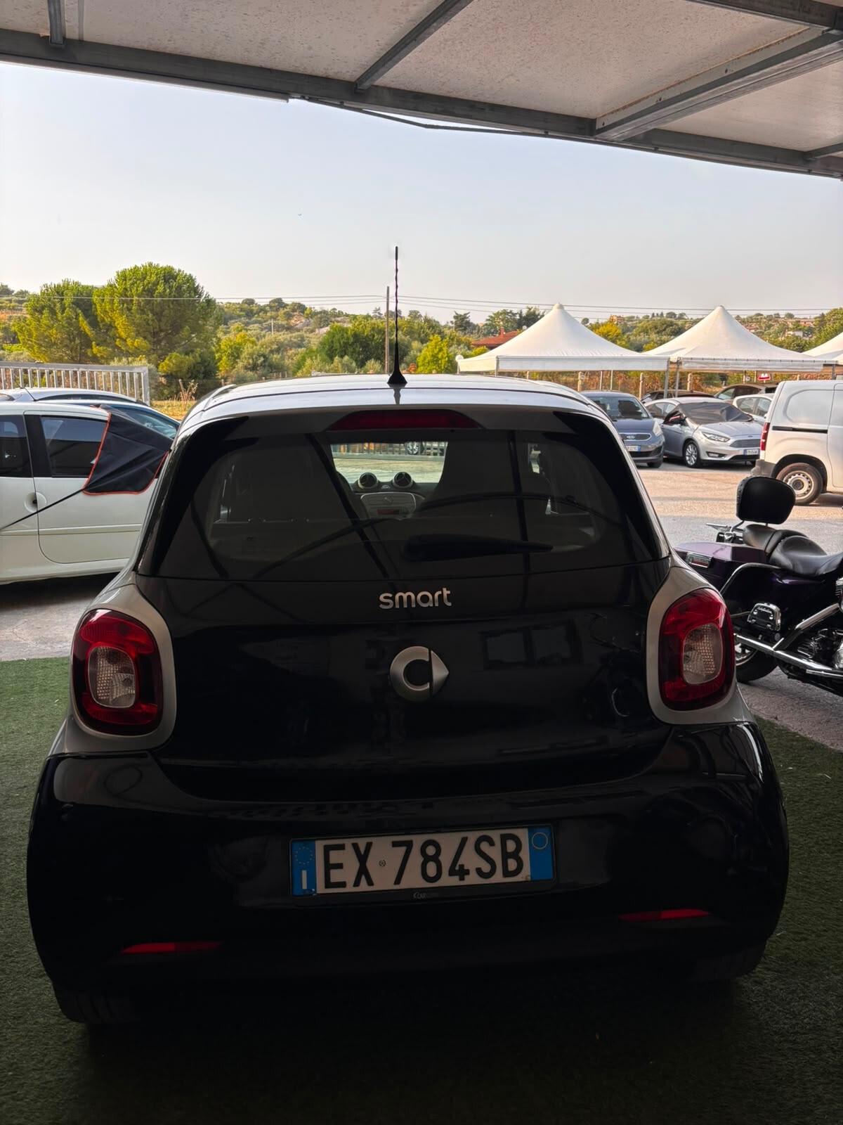 Smart ForFour 70 1.0 Proxy