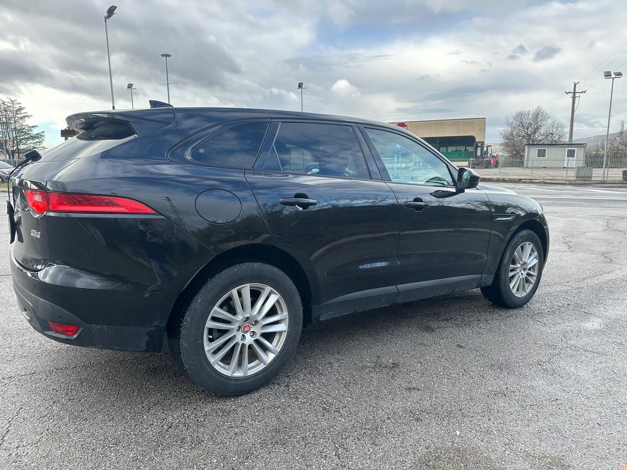 Jaguar F-Pace 2.0 D 240 CV AWD aut. Portfolio