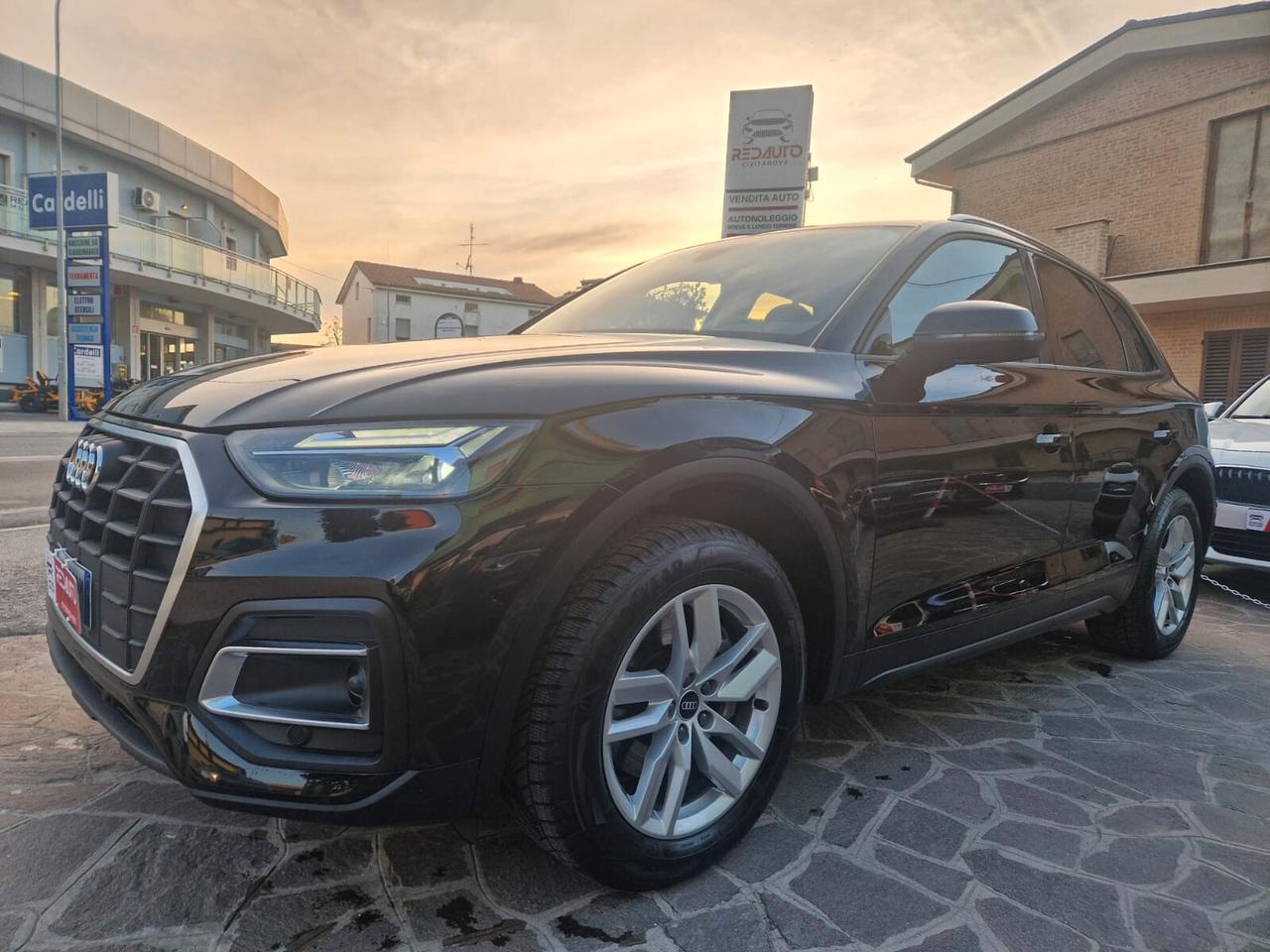 Audi Q5 35 TDI S tronic Business