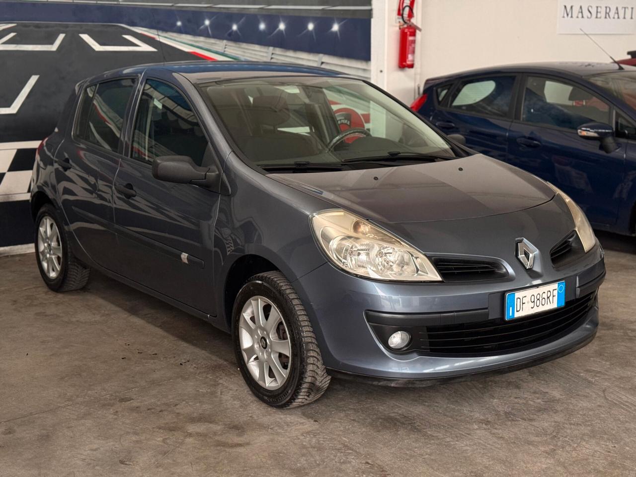 Renault Clio 1.2 16V 5 porte Luxe