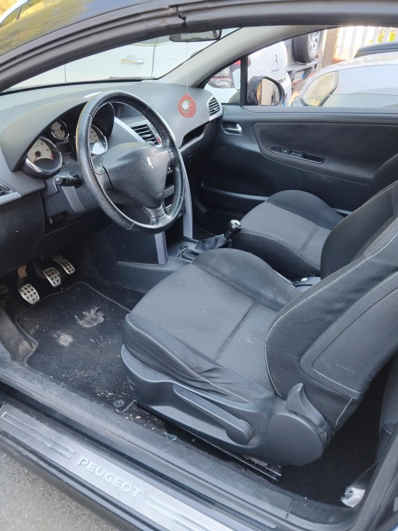 Peugeot 207 1.6 VTi 120CV CC Tecno
