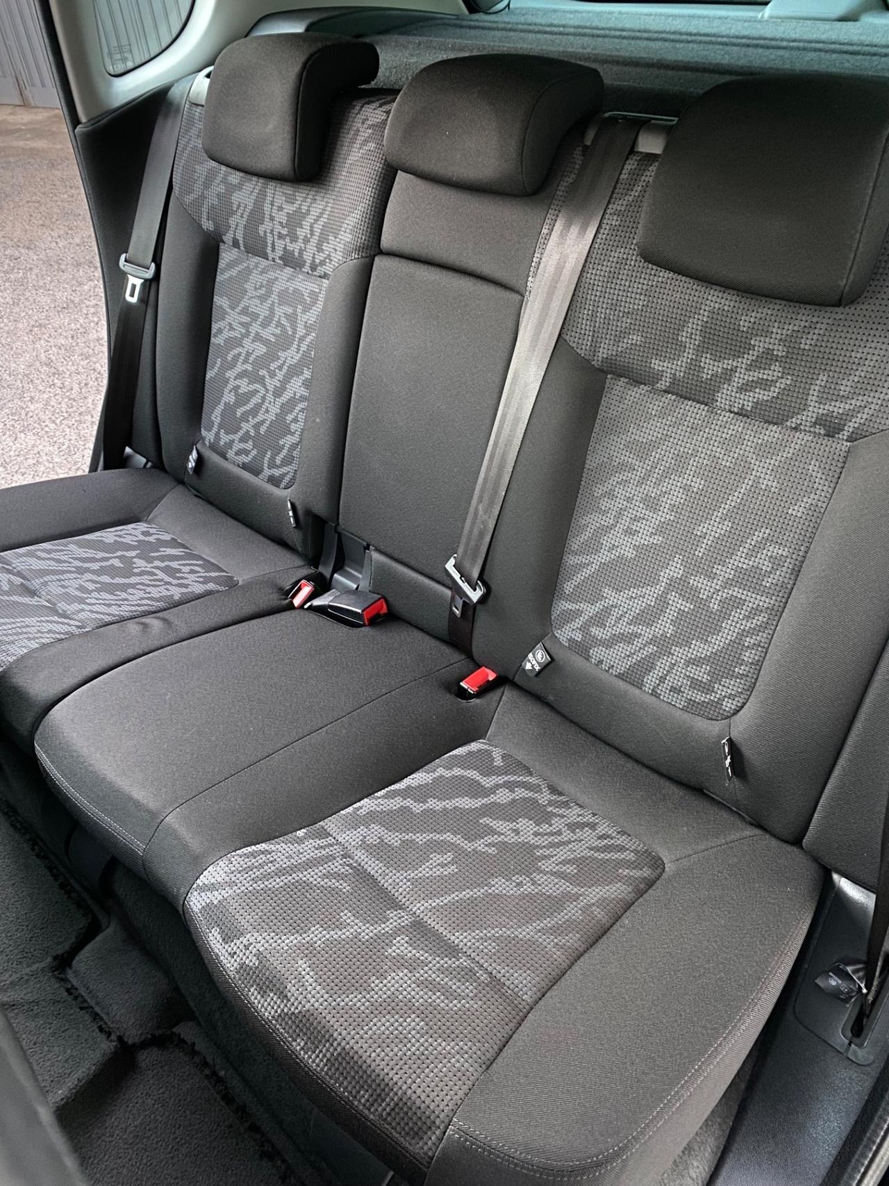 Peugeot 3008 1.6 e-HDi 112cv AUTOMATICA “Allure”