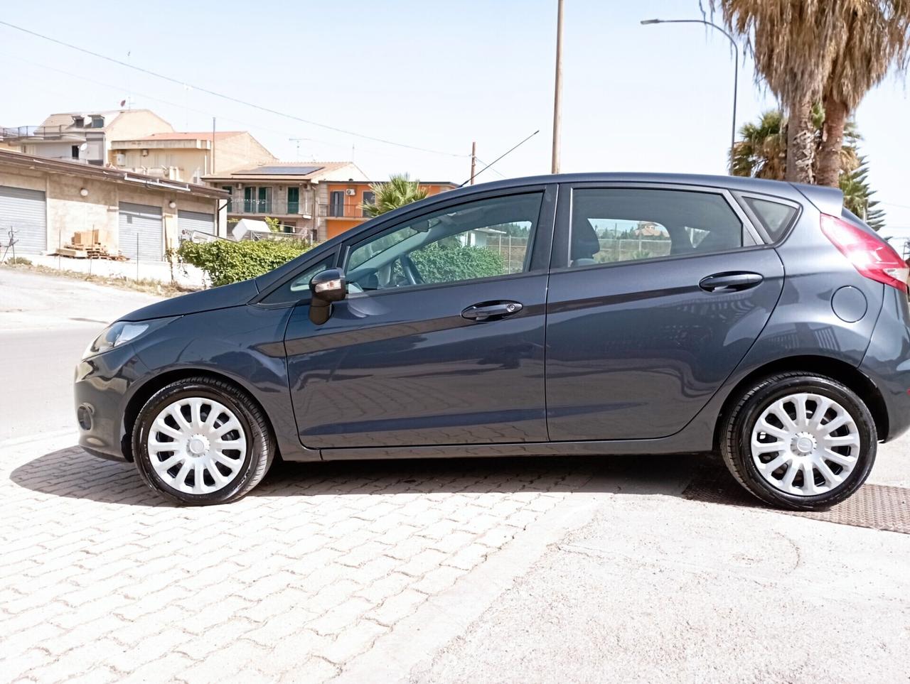 Ford Fiesta 1.4 5 porte Bz.- GPL 89000 km