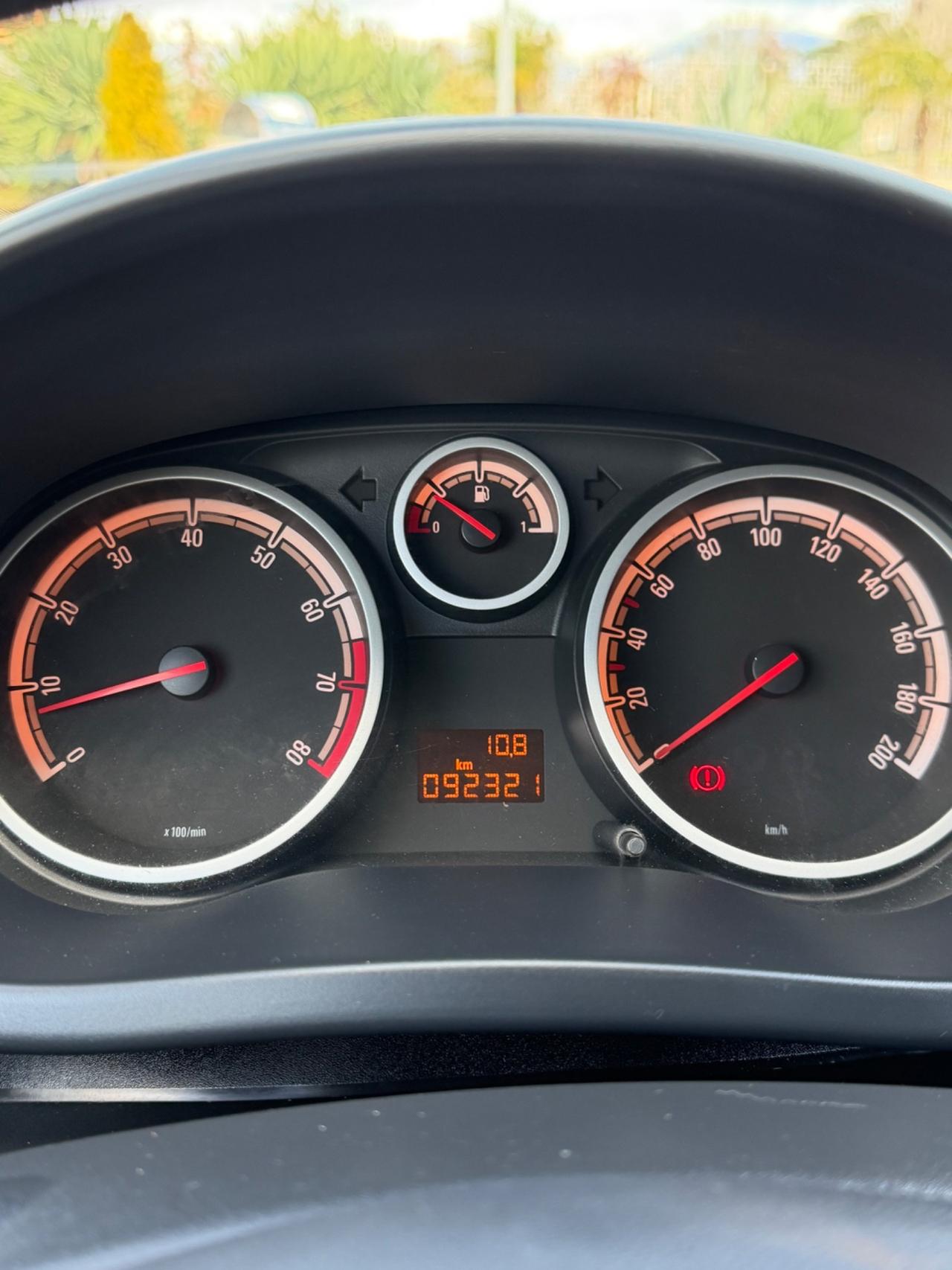 Opel Corsa 1.2 5 porte Easytronic Cosmo