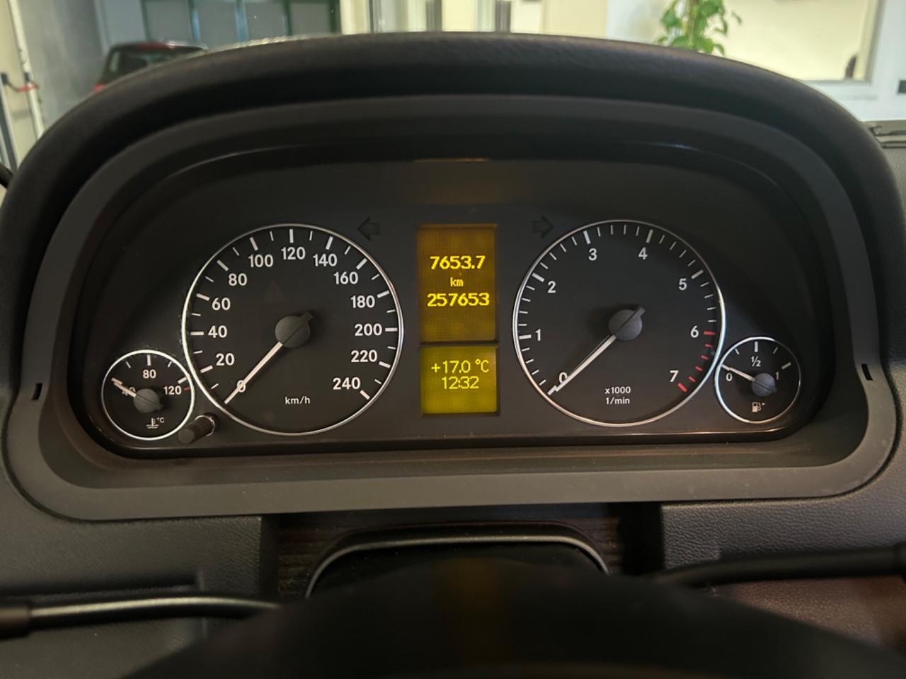 Mercedes-benz A 150 A 160 AUTOMATIC Premium