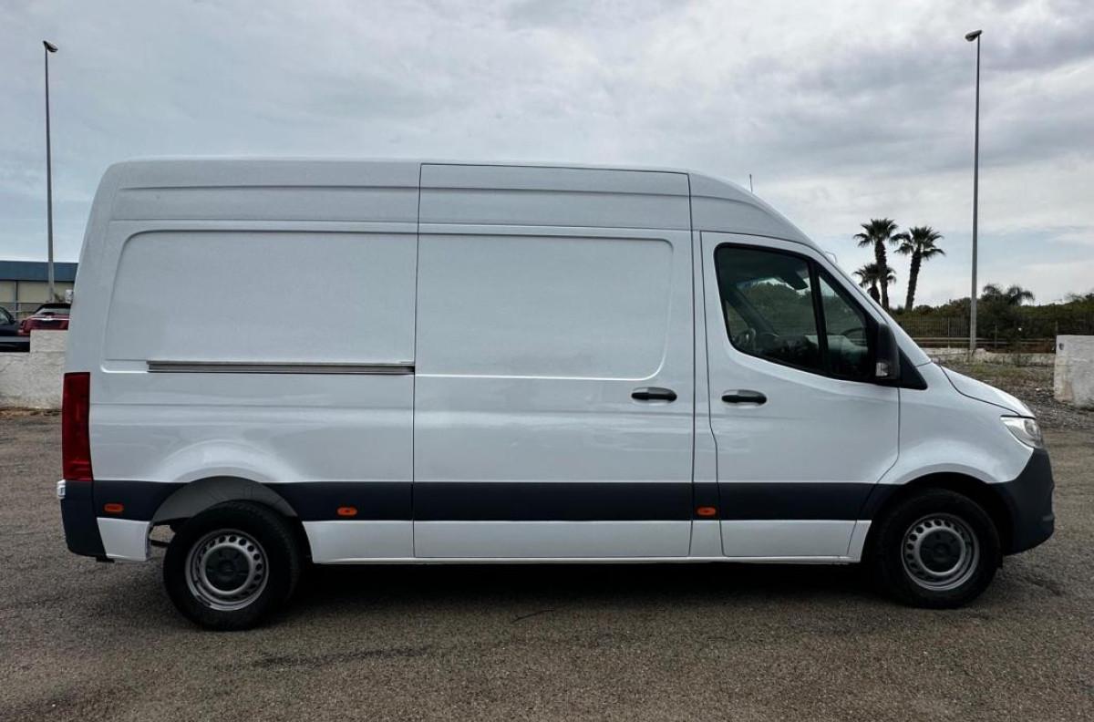 MERCEDES Sprinter 314 CDI F 39/33