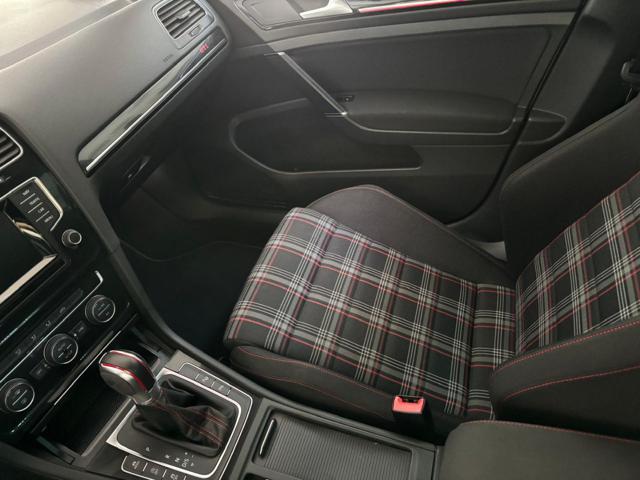 VOLKSWAGEN Golf GTI 2.0 TSI DSG 5p. BlueMotion Technology