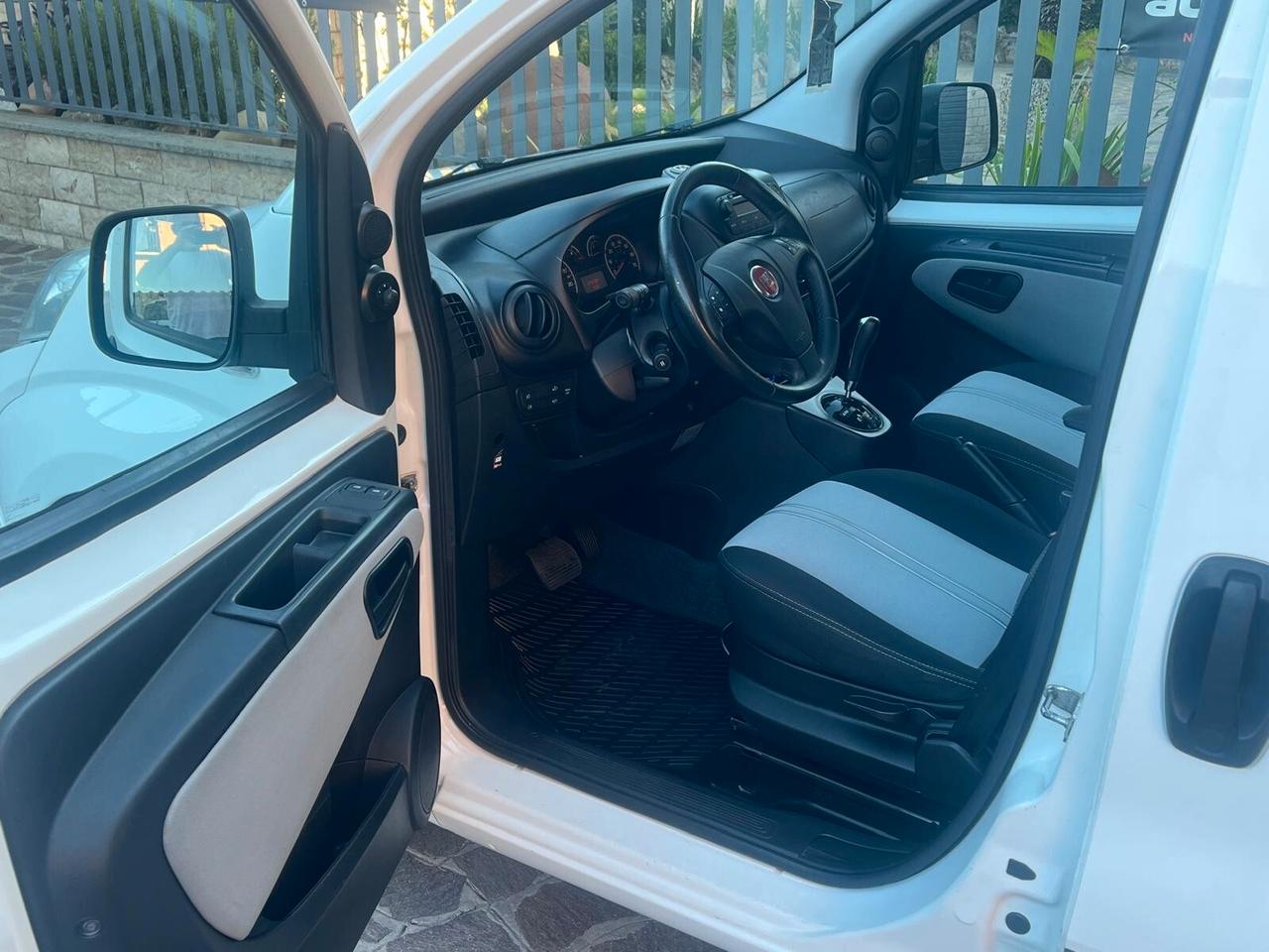 Fiat Qubo 1.3 MJT 75 CV Trekking CAMBIO AUTOMATICO