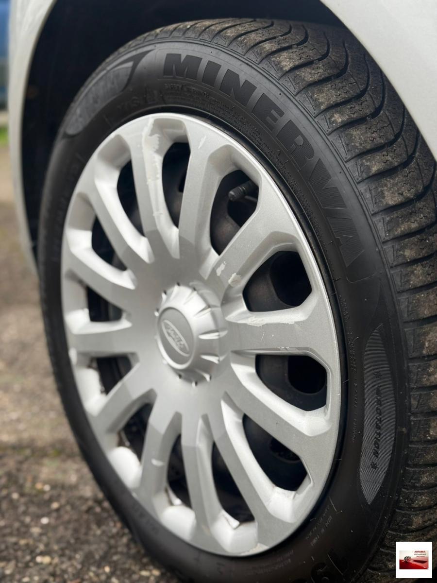 FORD - Fiesta - 1.4 5p. Bz.- GPL Titanium