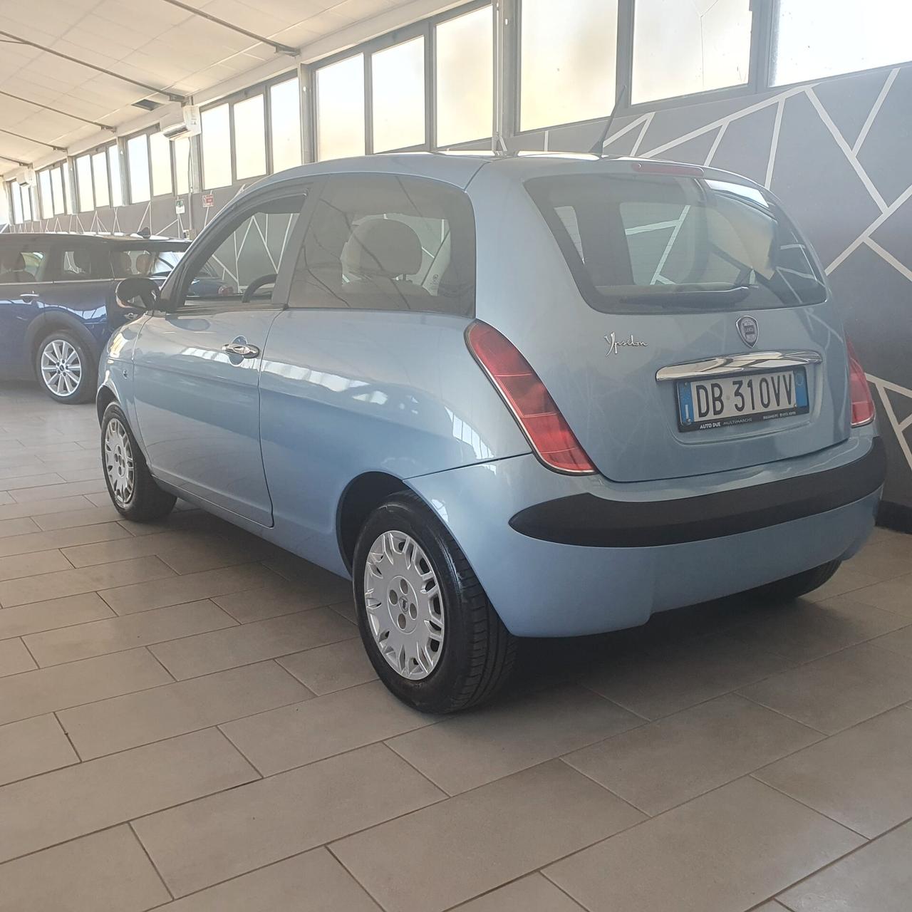 Lancia Ypsilon 1.2 NEOPATENTATI