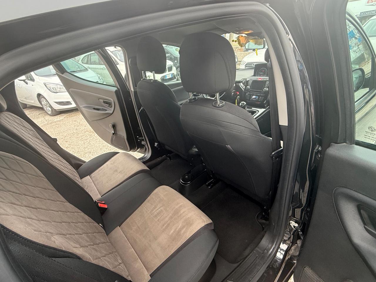 Lancia Ypsilon 1.2 69 CV Platinum 70.000 km