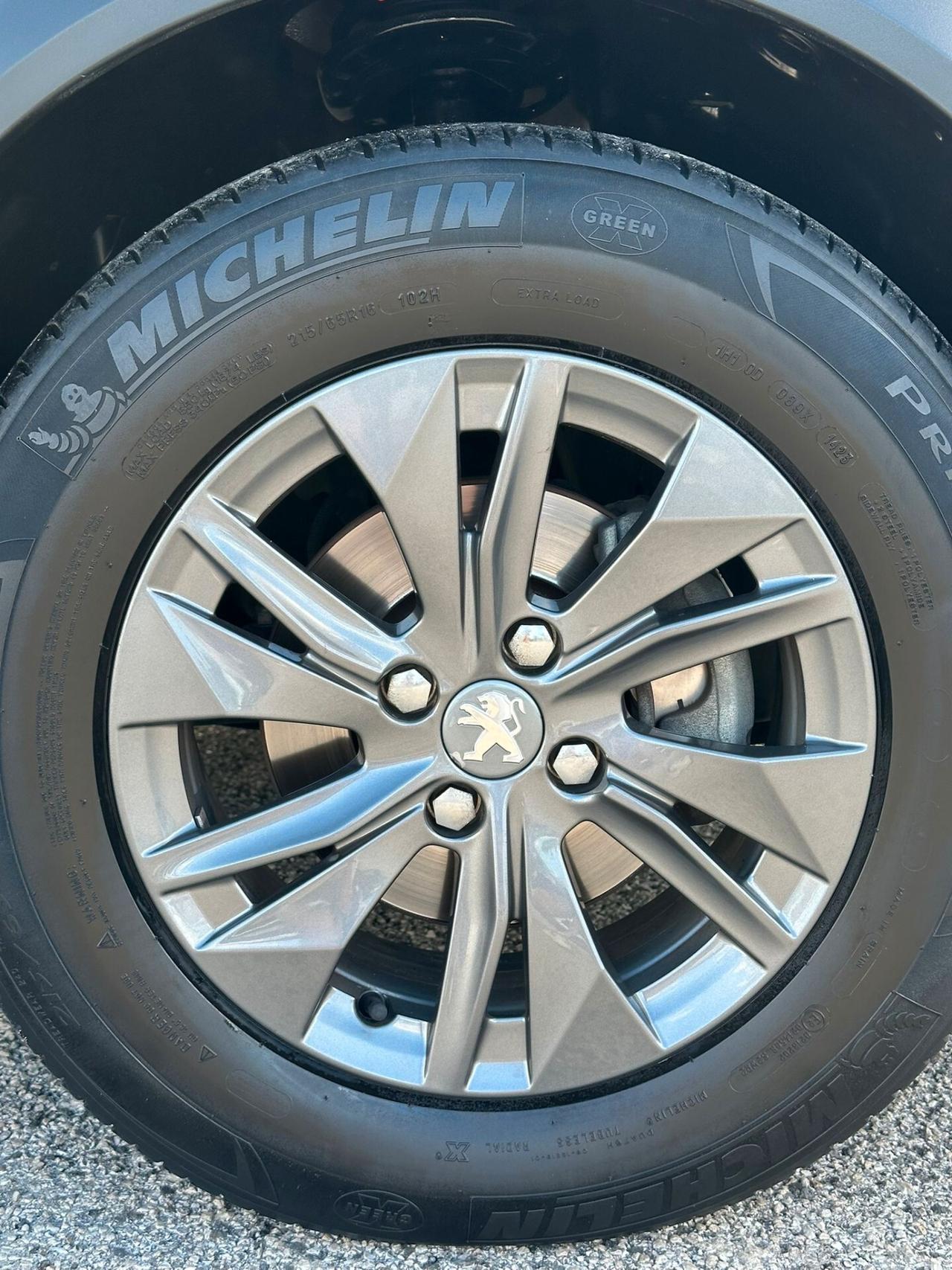 Peugeot 2008 1.2 PureTech 130 S&S Active Pack