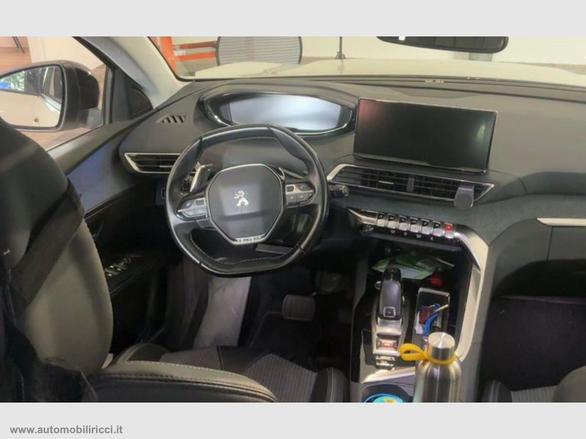 PEUGEOT 5008 PureTech Turbo 130 Allure 7 POSTI
