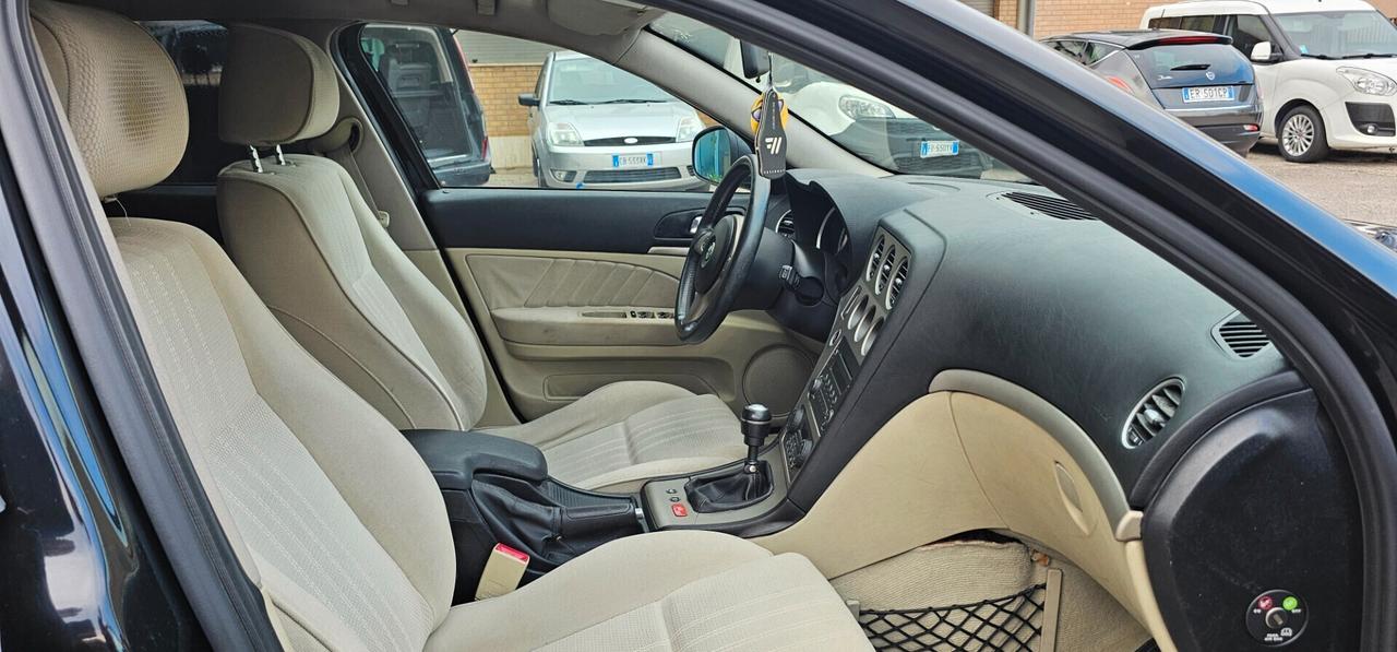 Alfa Romeo 159 1.9 JTDm Sportwagon Distinctive