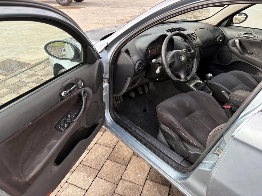 Alfa Romeo 147 1.9 JTD (115 CV) cat 5p. Distinctive