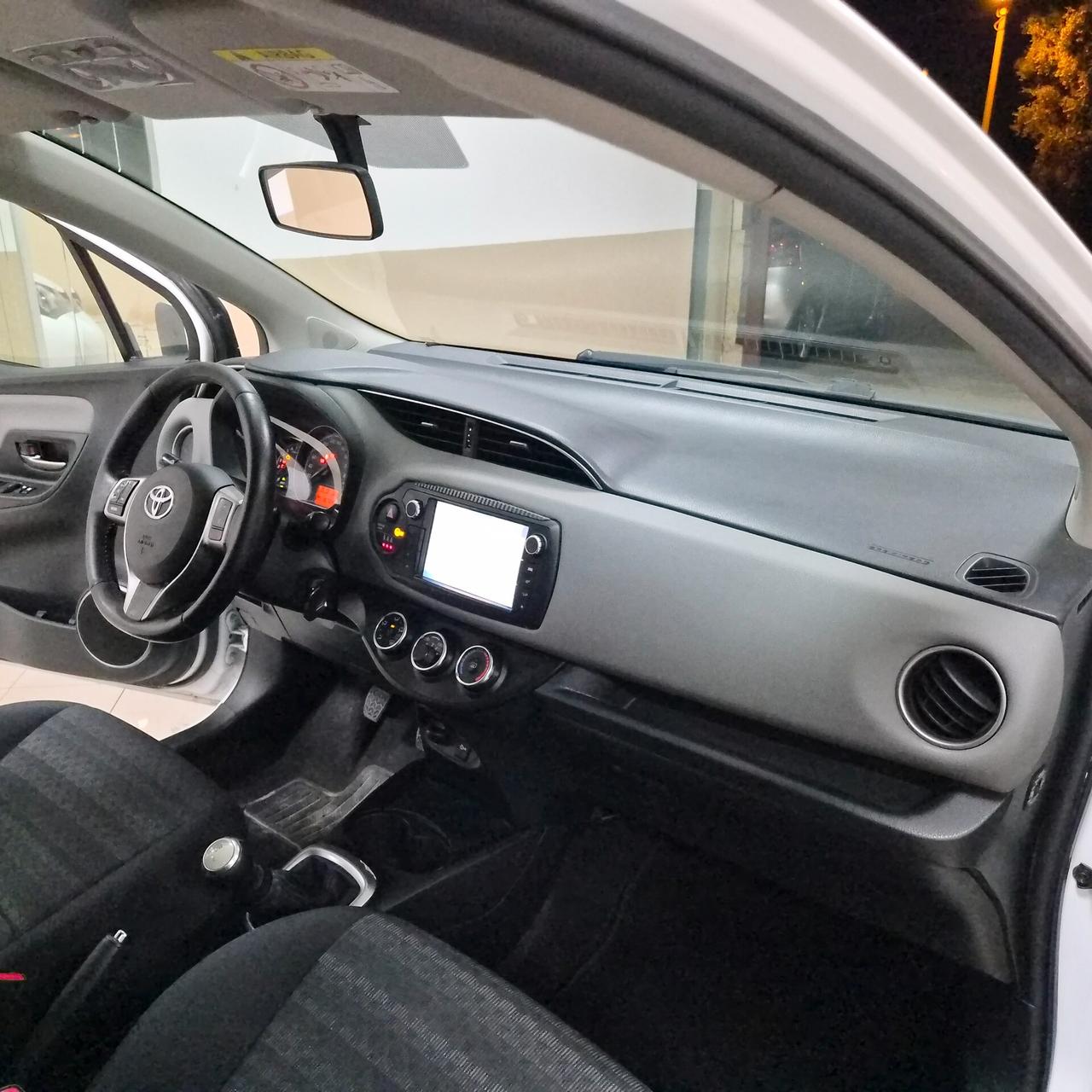 Toyota Yaris 1.0 5 porte Lounge