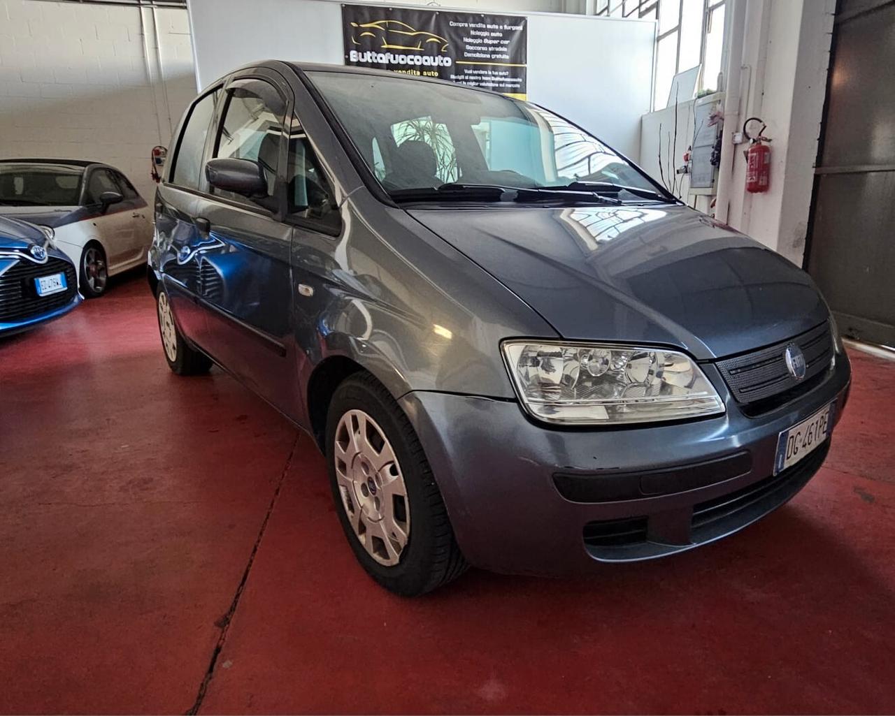 Fiat Idea 1.4 BlackEnergy Gpl