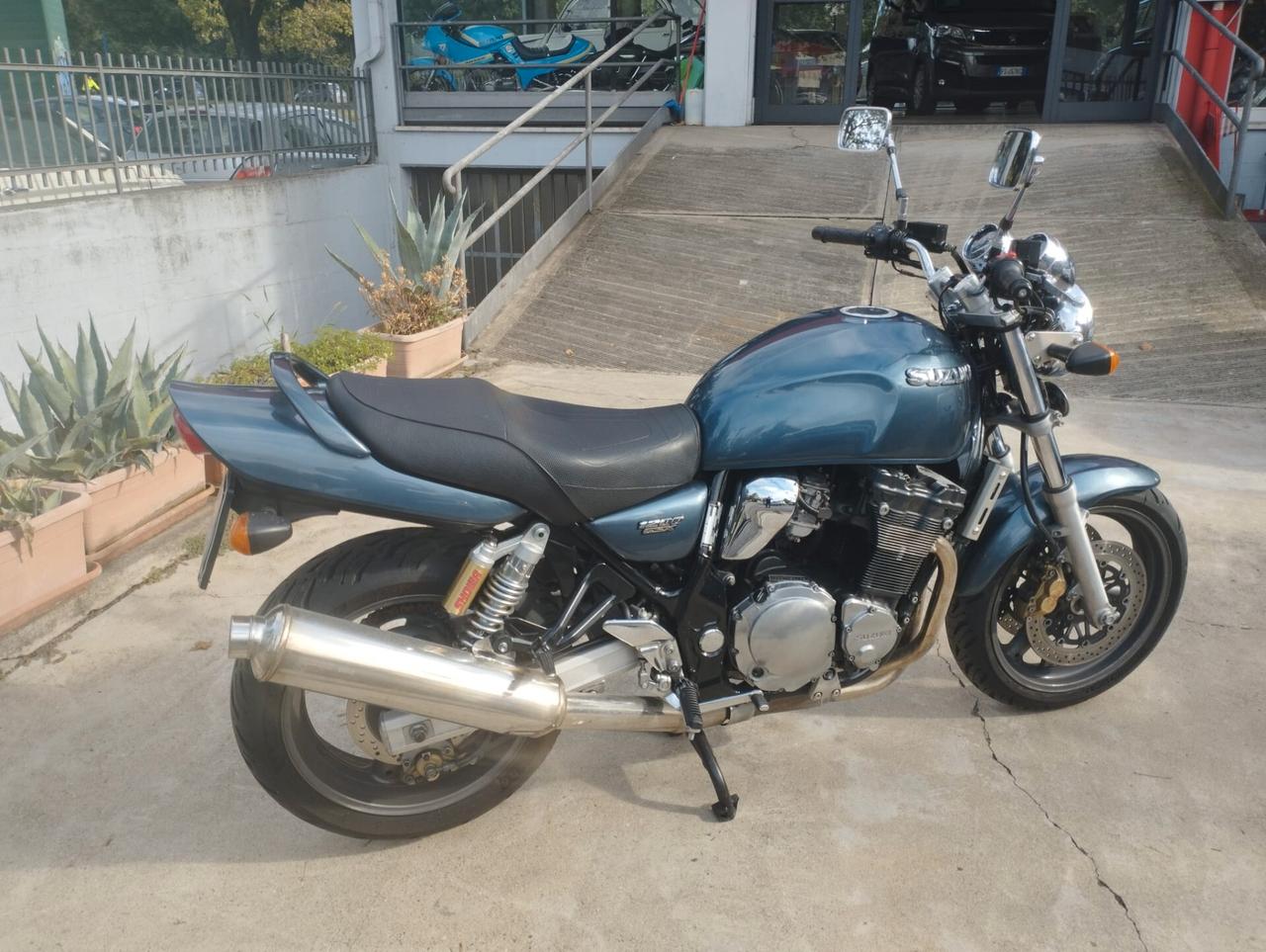 SUZUKI GSX 1200