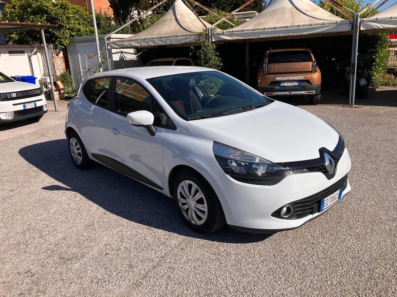RENAULT CLIO 1.2 75cv 5 Porte Wave
