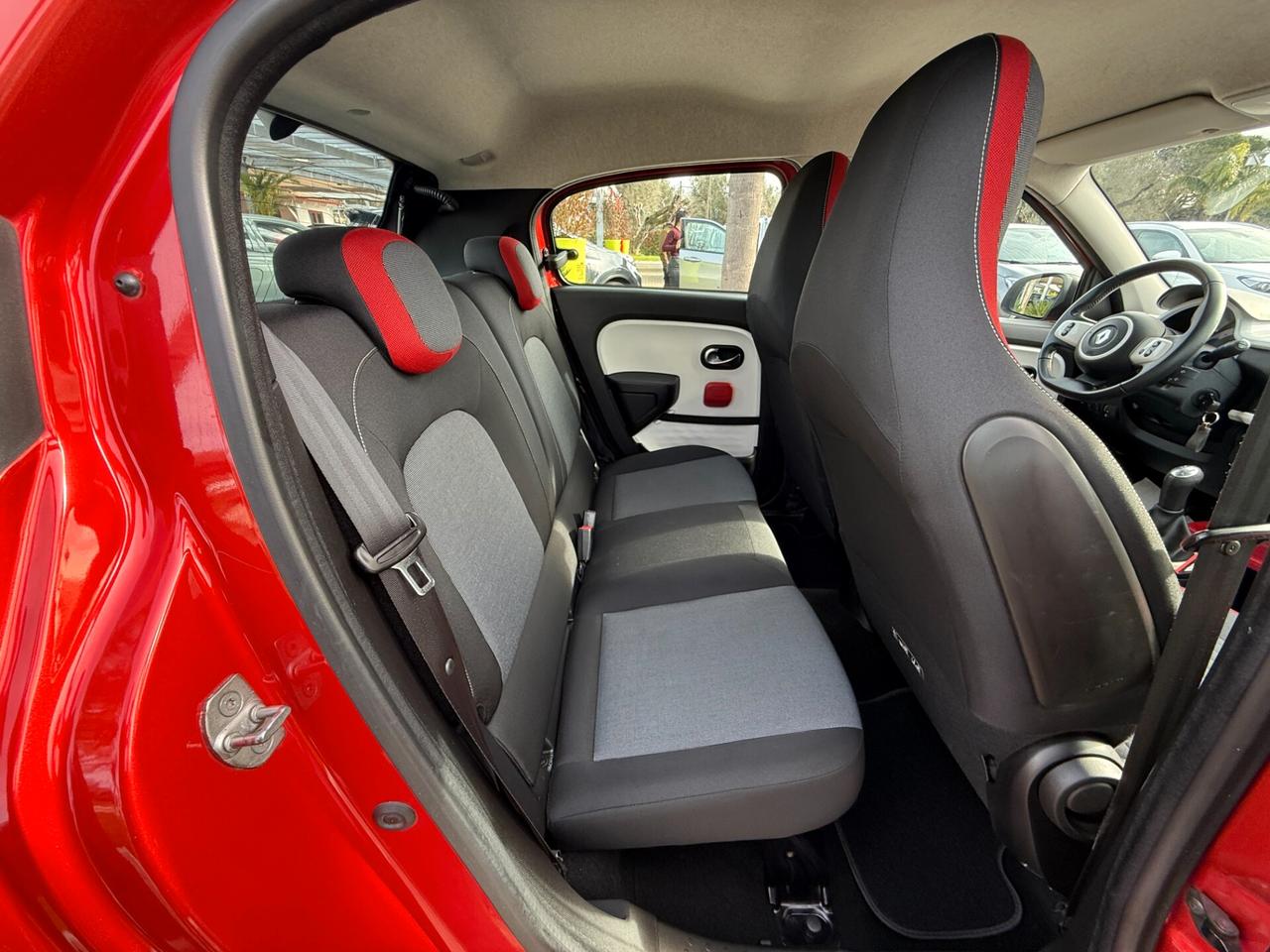 Renault Twingo 1.0 SCe Live