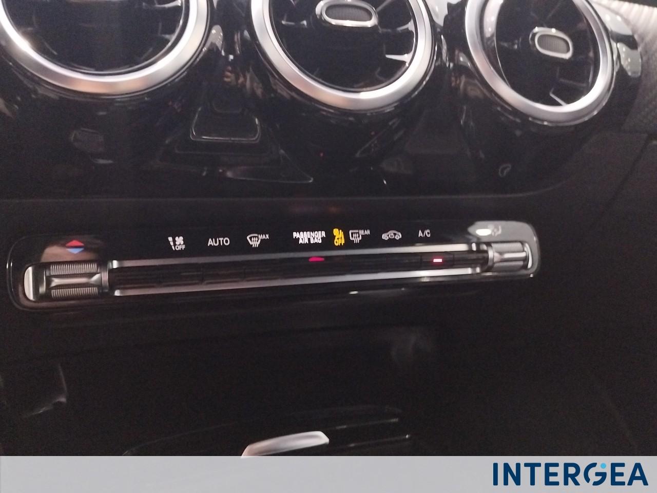 Mercedes-Benz A 180 d Business auto