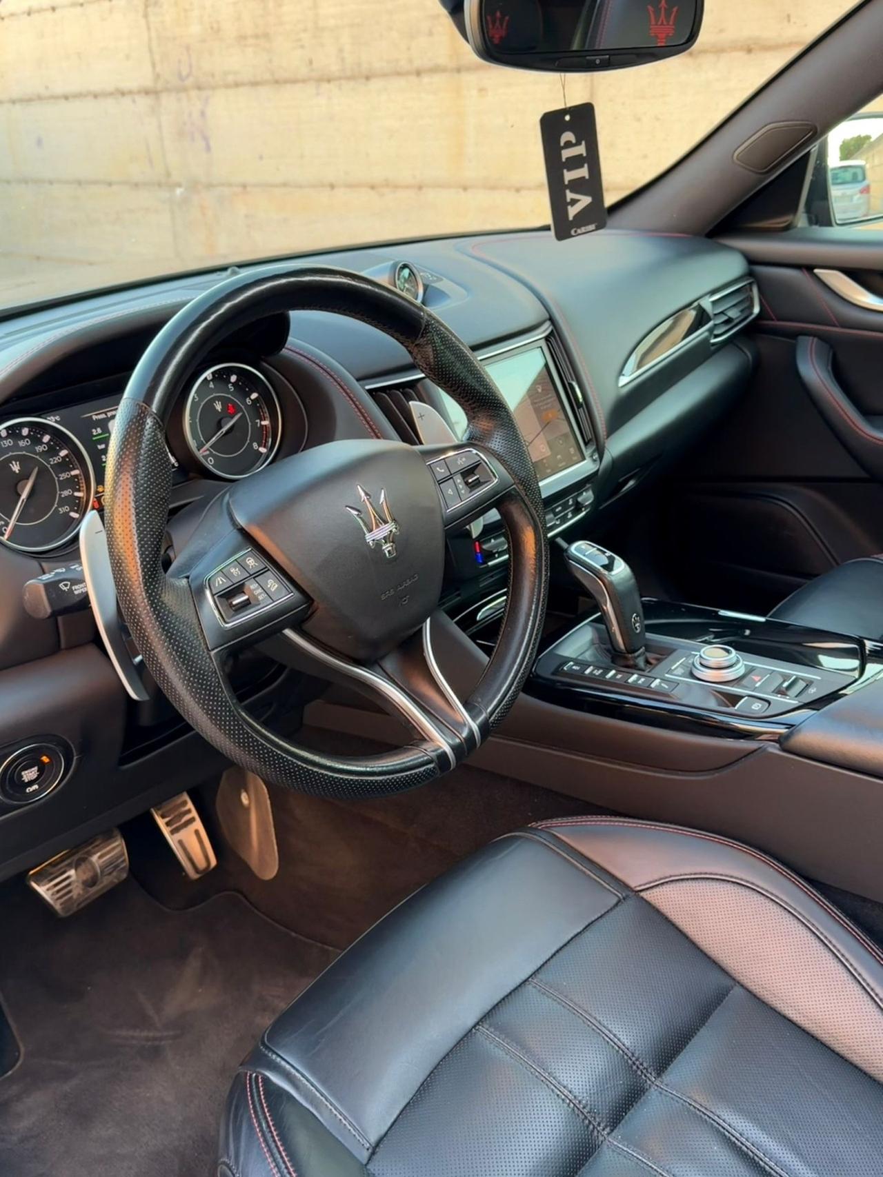 Maserati Levante V6 AWD Granlusso