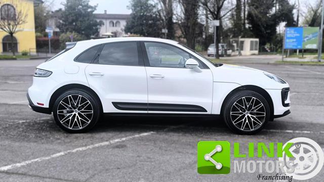 PORSCHE Macan 2.0 T SPORT CHRONO
