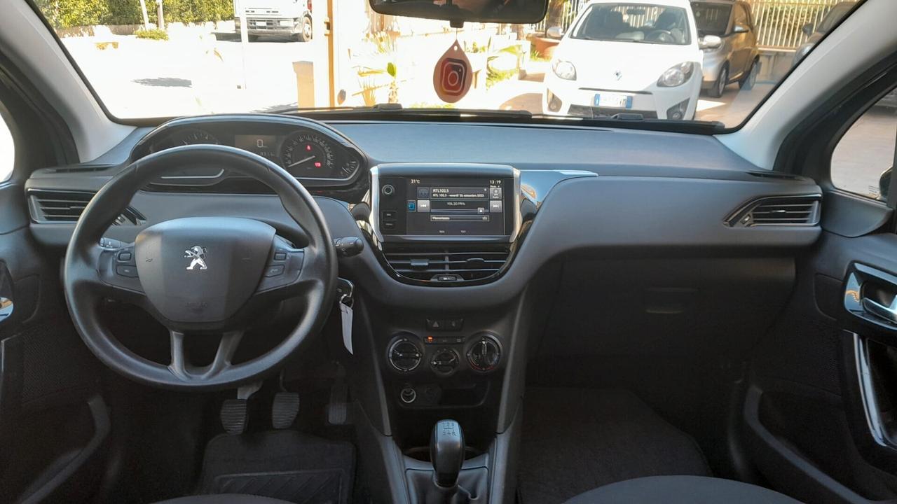 Peugeot 208 PureTech 82 5 porte Allure - Imp Gpl