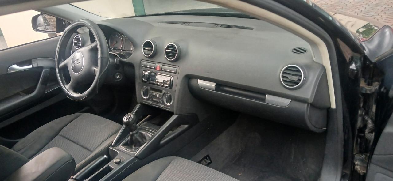 Audi A3 2.0 16V TDI 140 cv