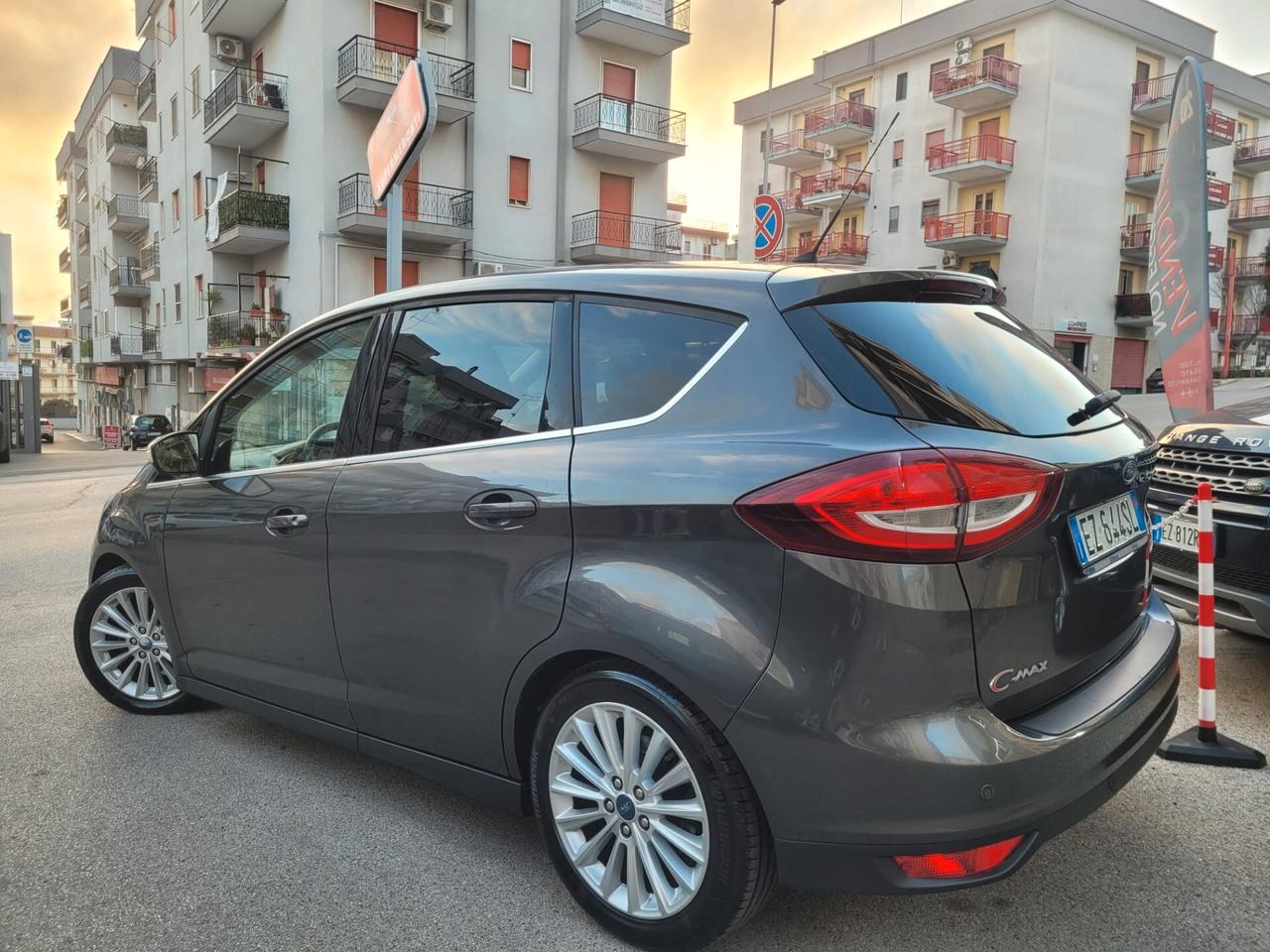 Ford C-Max 1.5 TDCi Titanium * Navi * Garantita 12 Mesi