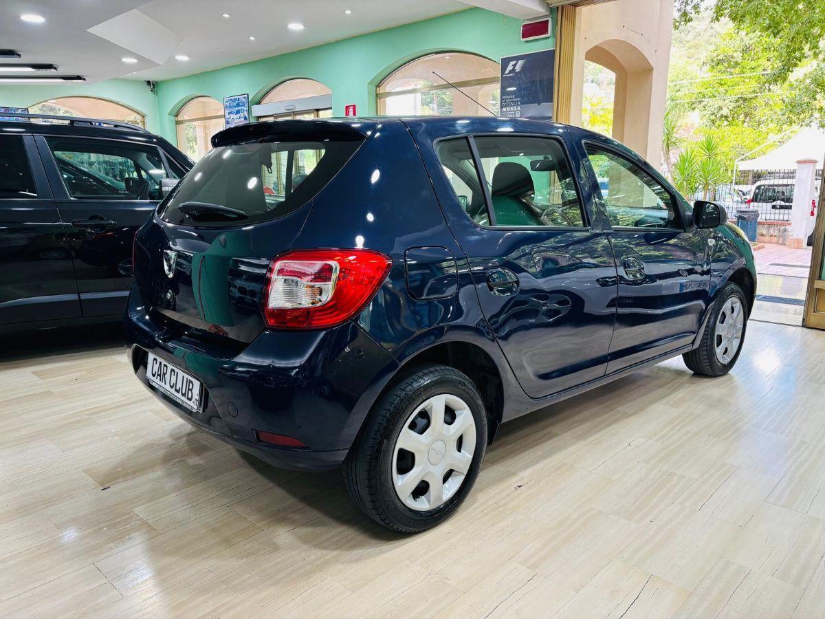Dacia Sandero 1.2 75cv Clima Lauréate