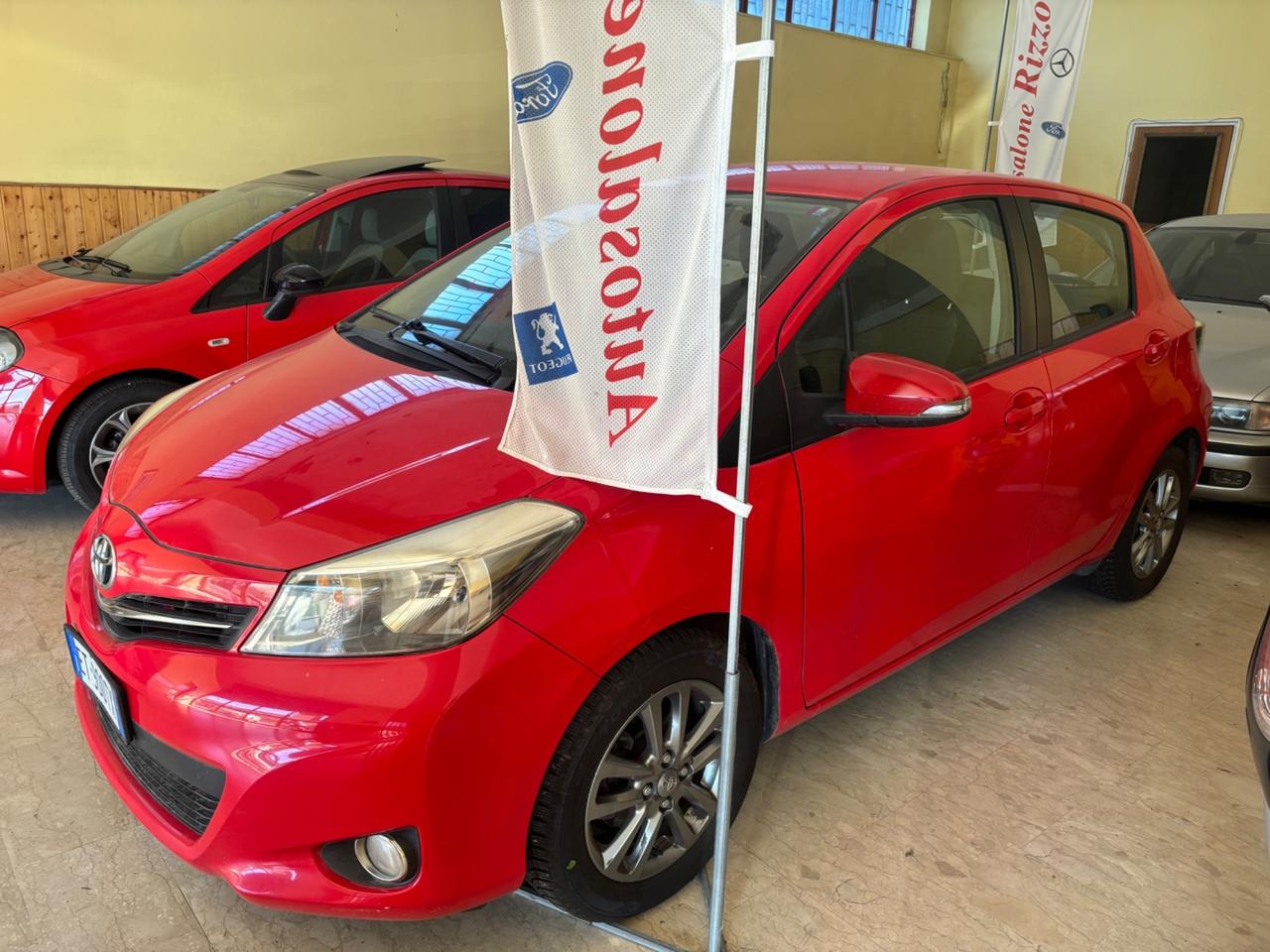 Toyota Yaris 1.0 5 porte