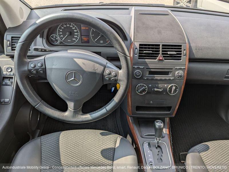 Mercedes-Benz Classe A 160 BLUE EFFICIENCY ''NEOPATENTATI'' - DRIVE+ OUTLET