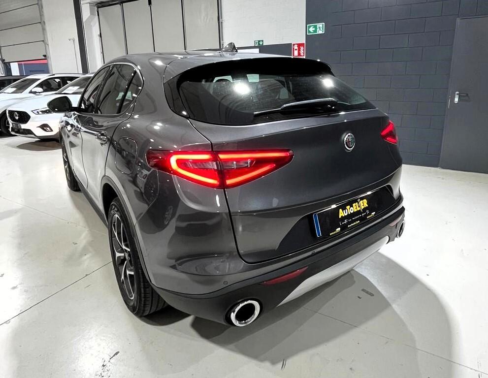 Alfa Romeo Stelvio 2.2 Turbodiesel 210 CV AT8 Q4 Executive