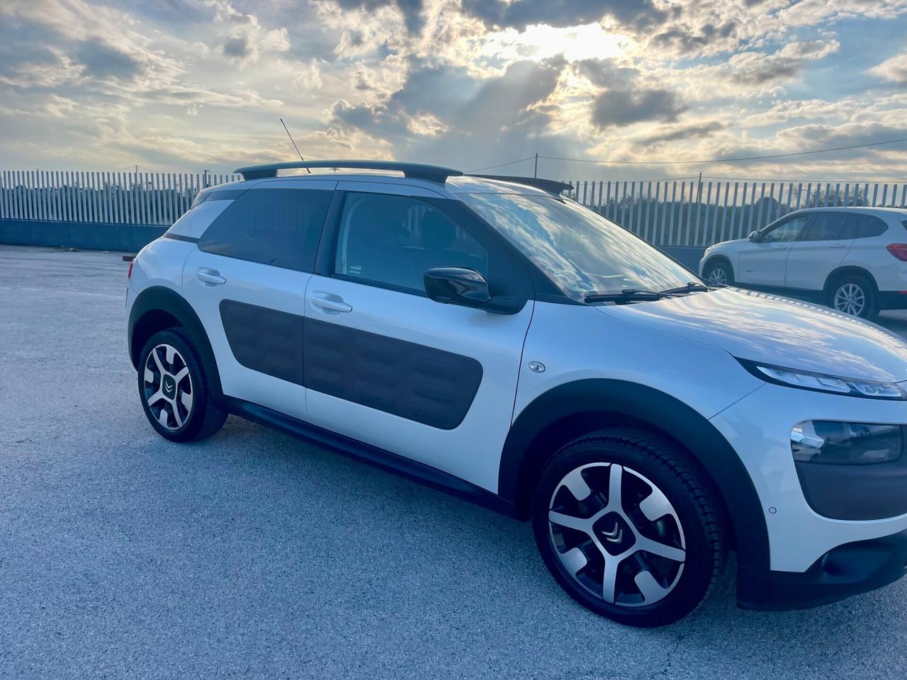 CITROEN C4 CACTUS 1.6HDI FULL LED TETTO PERLATA