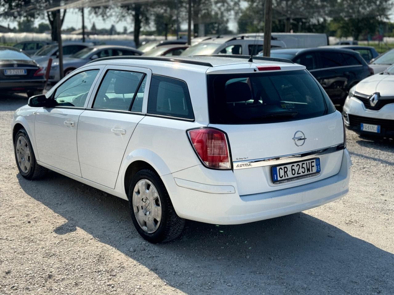 Opel Astra 1.4 Benzina 05 ok neo patentati