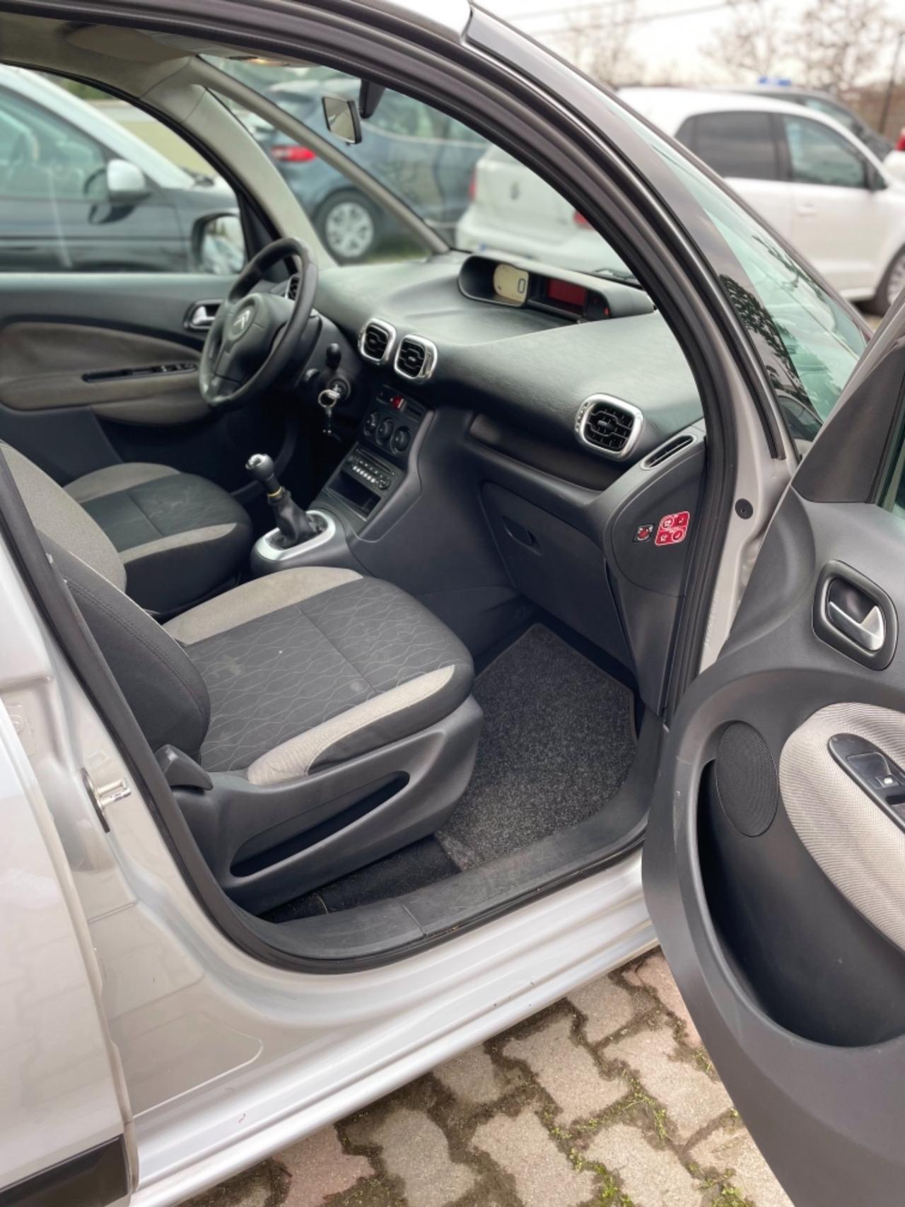 Citroen C3 Picasso 1.6 Hdi Exclusive