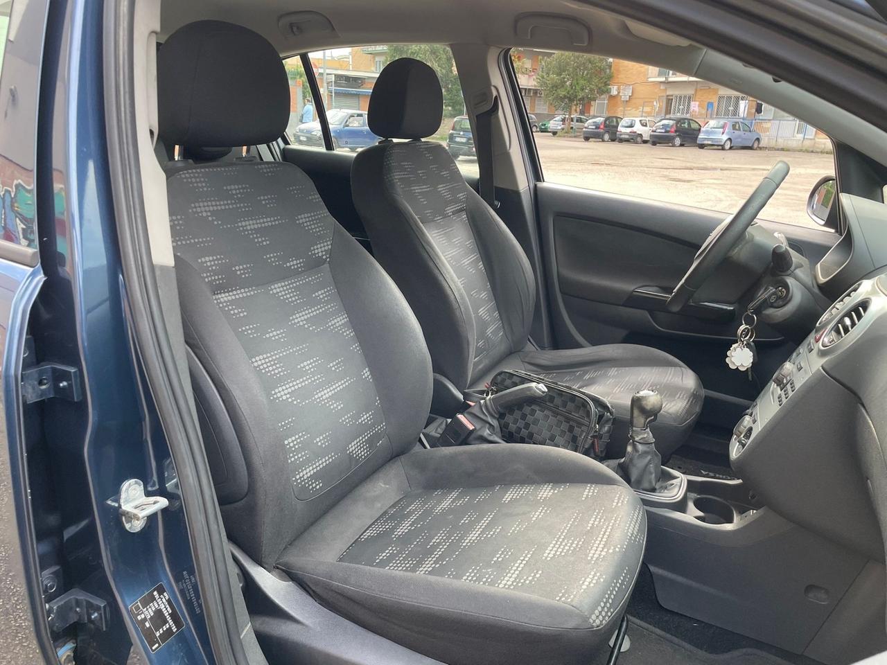 Opel Corsa 1.0 12V 5 porte CON 147MILA KM