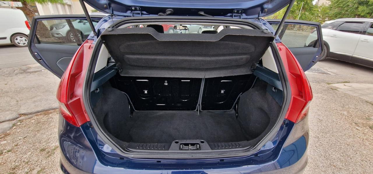 Ford Fiesta 1.2 Benz 5 porte Titanium 2011