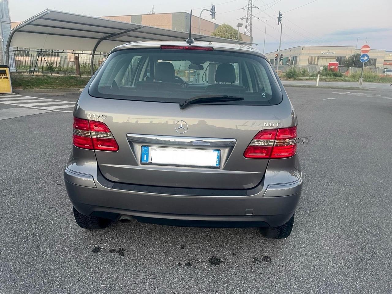 Mercedes-benz B 170 180 NGT 2.0 BlueEFFICIENCY Premium Metano 201”