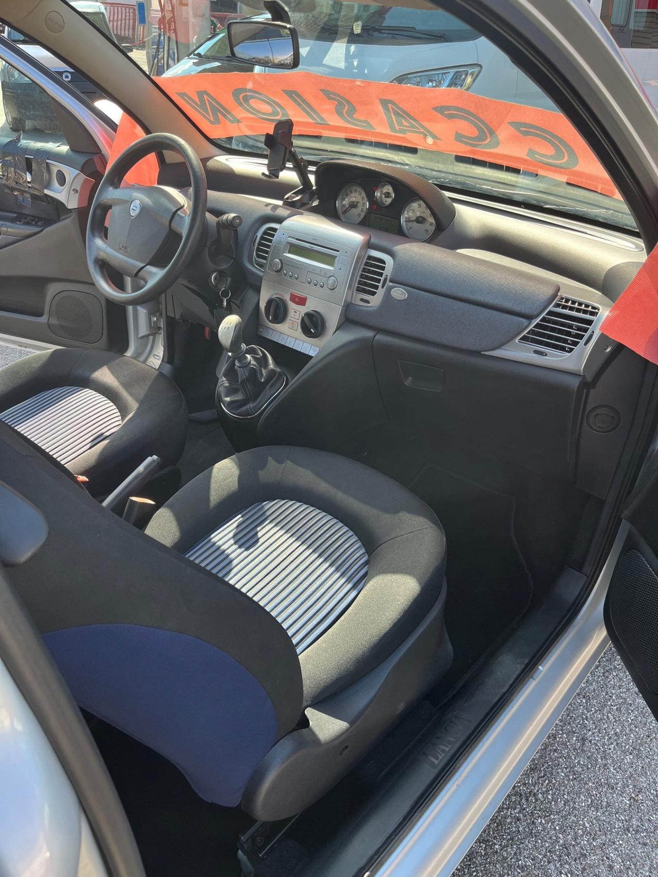 Lancia Ypsilon 1.2 Argento