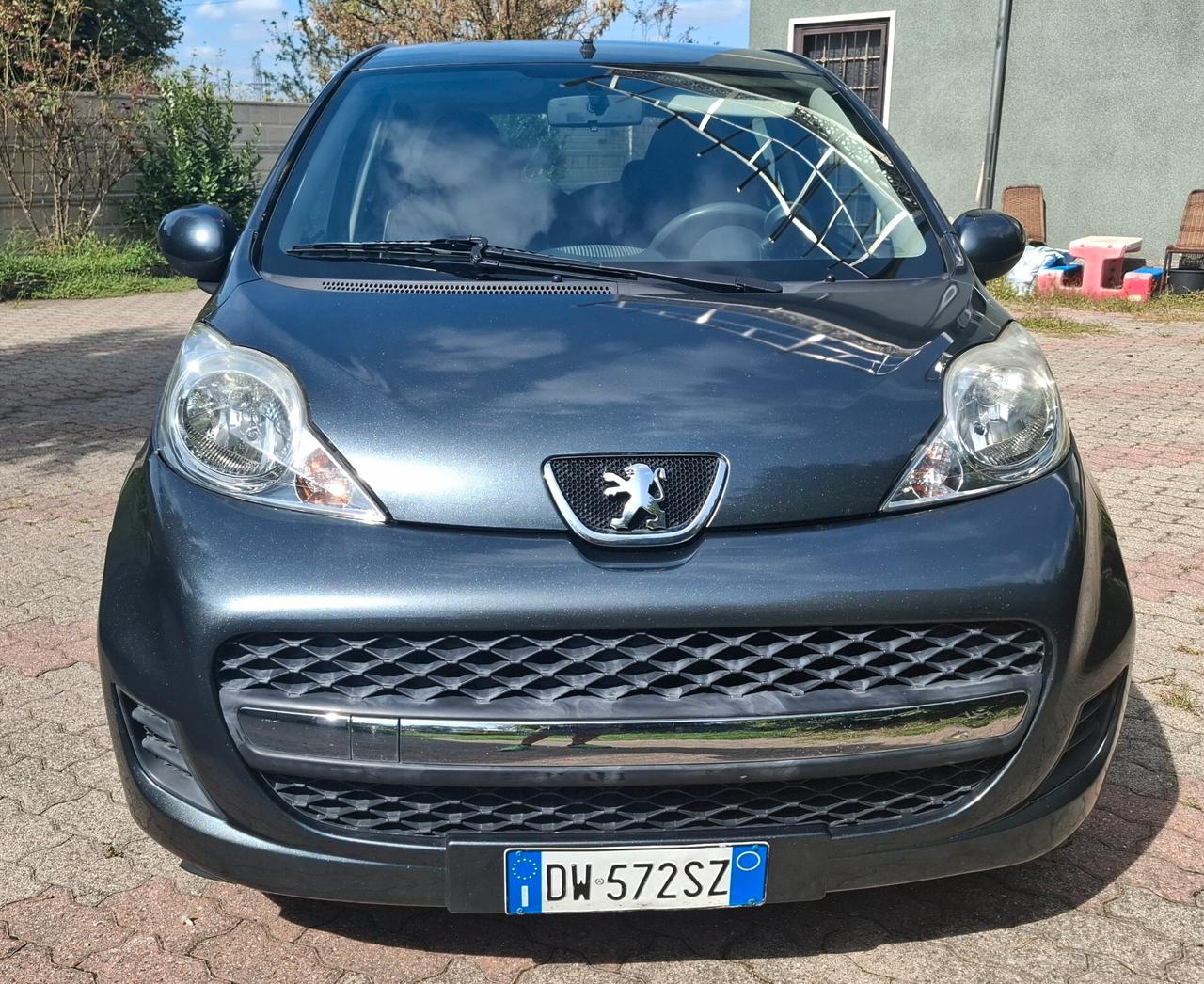 Peugeot 107 1.0 68CV 5p. Plaisir neopatentati