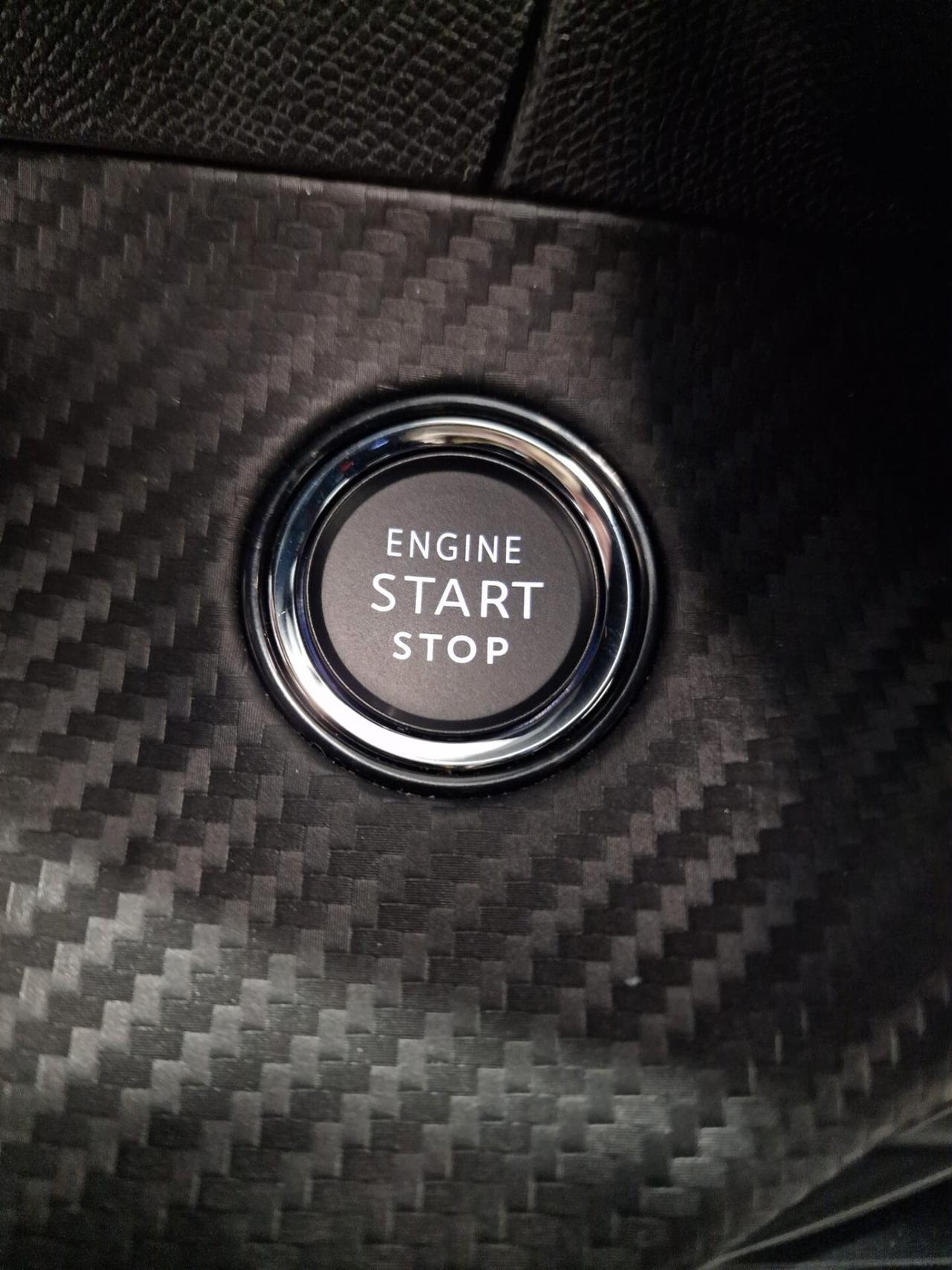 Peugeot 2008 1.5 BlueHDi 130 S&S EAT8 GT
